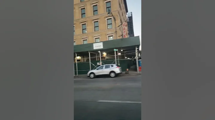 Why does New York have scaffolding