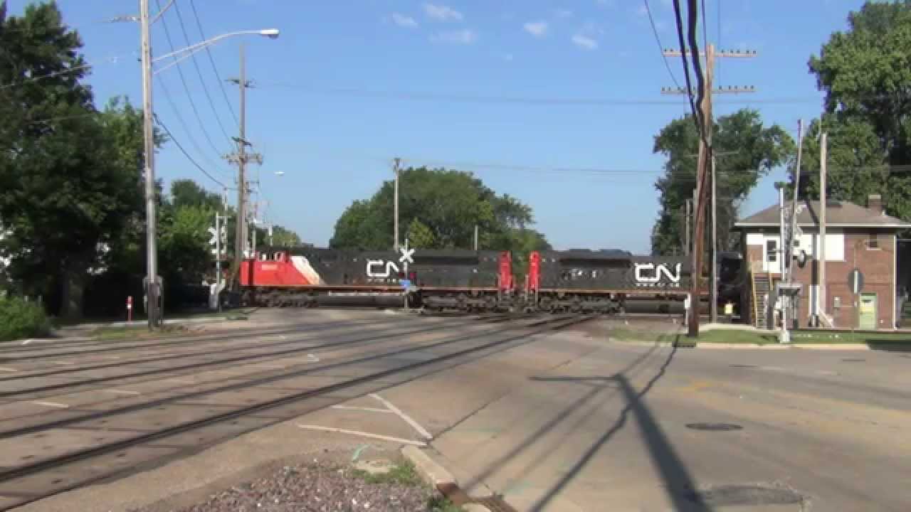 How do you get to Chicago, Illinois, by train?