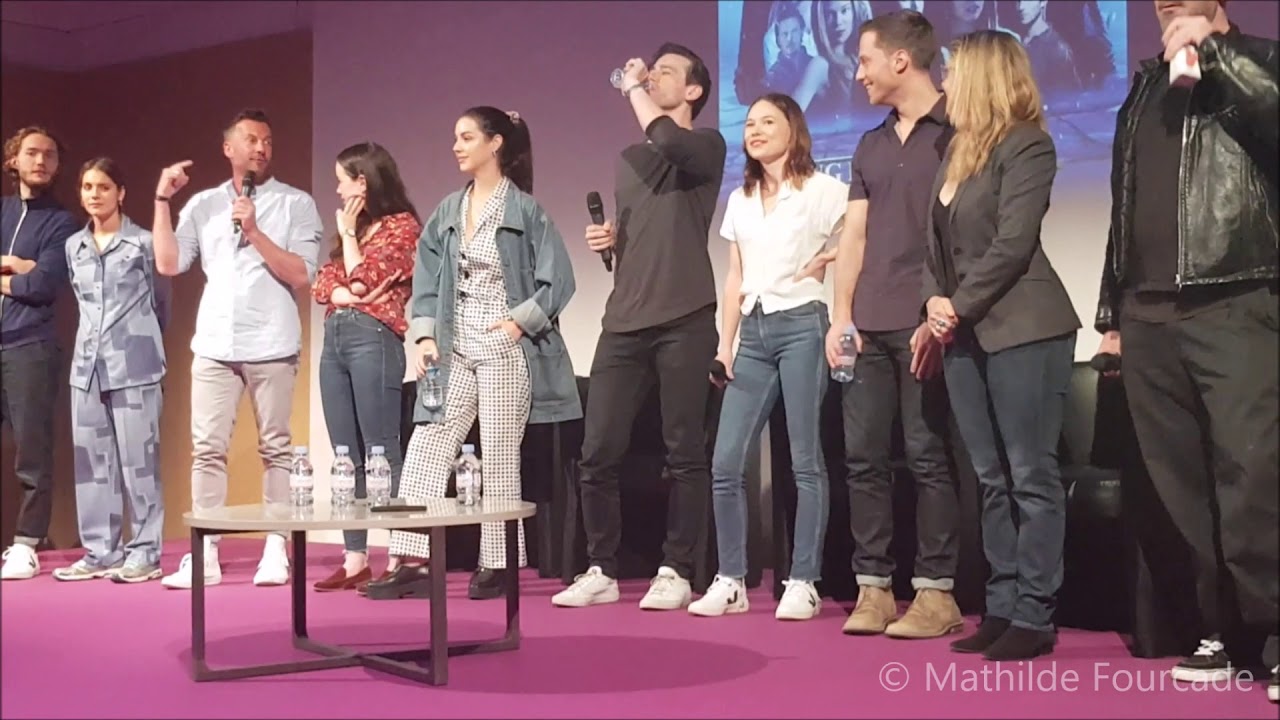 Arrivée des acteurs - Long May She Reign Convention - 6.04.2019