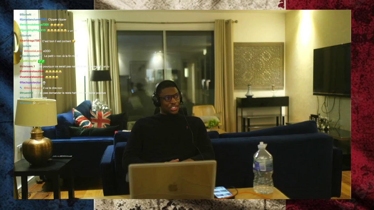 Alex Hitchens LIVE !