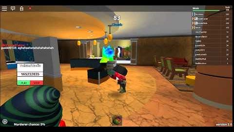 TWERKING AT TWISTED MURDERER!