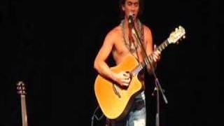 Makana "Ka Wailele O Nu'uanu" chords