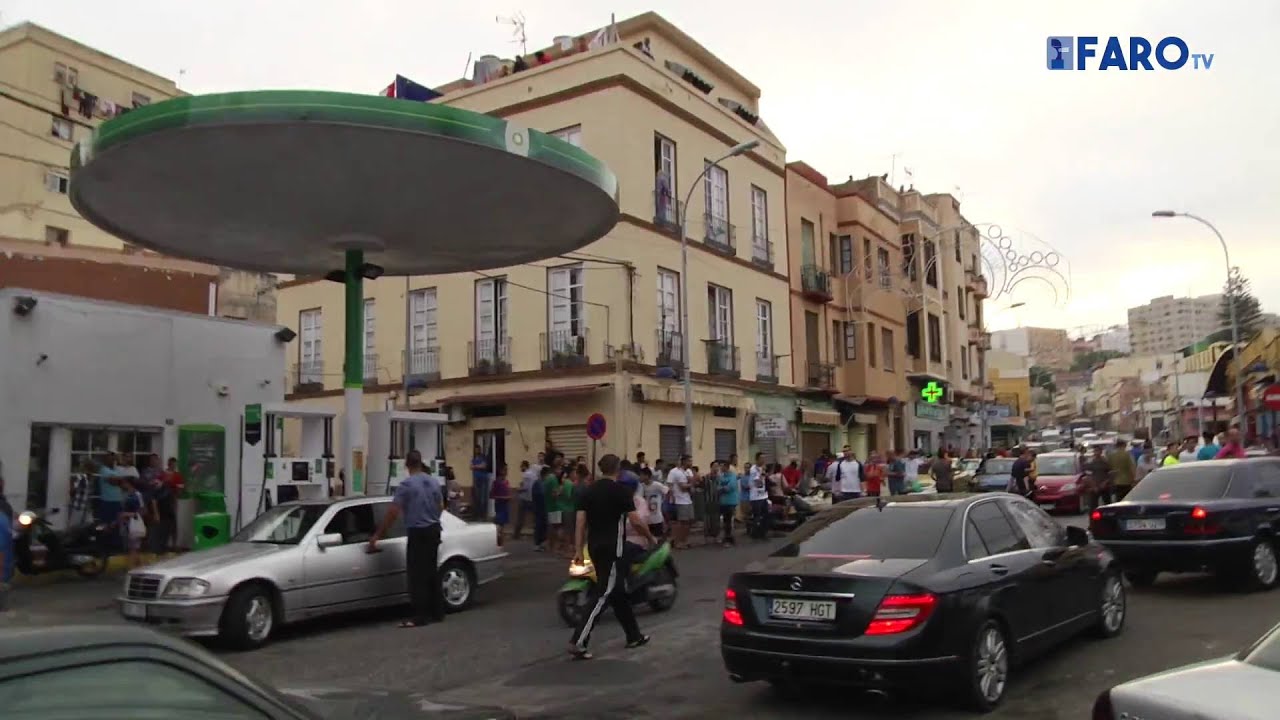 Trifulca entre la Policía y vecinos del Rastro