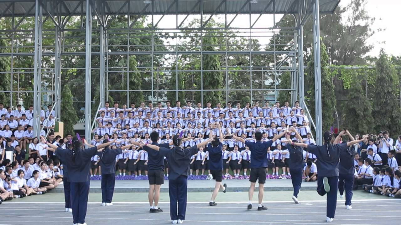 สีม่วงซู่ซ่า ปฐมบทเซต โรงเรียนเตรียมอุดมศึกษา 2556 (set A)