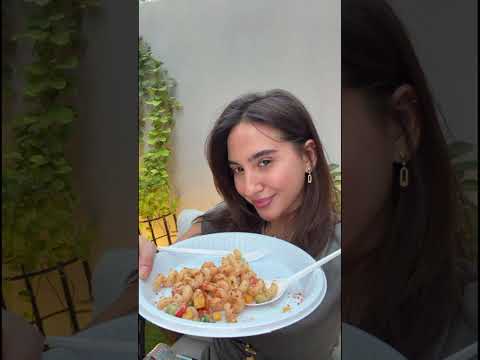 سارة غيث معزومين عند زياد وسارة مشاوي أجواء ضحك ولمة حلوة 