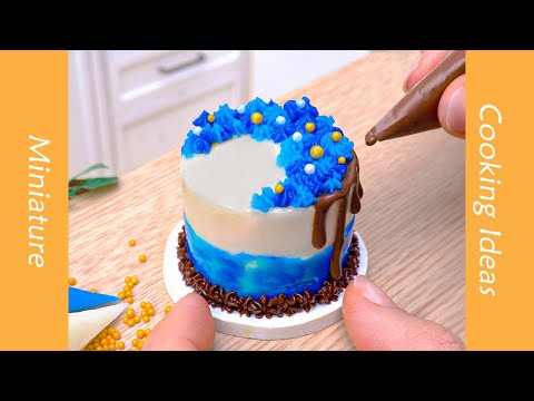 Beautiful Miniature Blue Cake Decorating Idea YumupMiniature