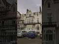 死んだはずの男が、人目につく場所に潜んでいた話