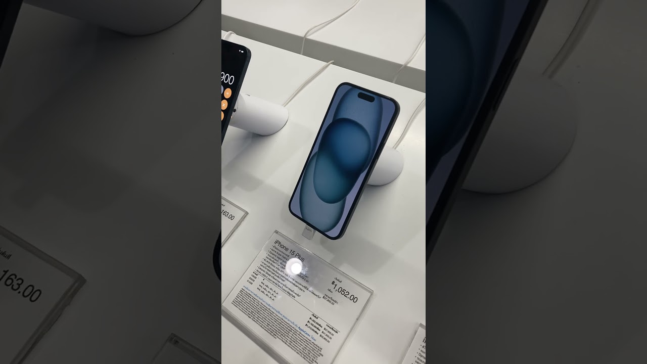 Buy Iphones in less price - MBK center Bangkok 