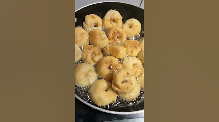 halwai jaisi khasta rasbhari balushahi / देखिए हलवाई कैसे बनाते है बालूशाही/ Balushahi Recipe #short