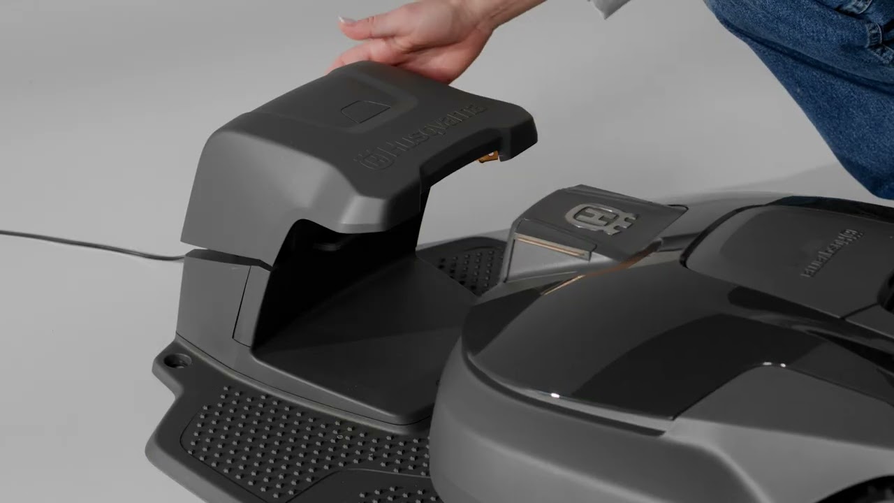 How to place Automower® Aspire™ R6V, 308V, 312V robotic mowers in the charging station