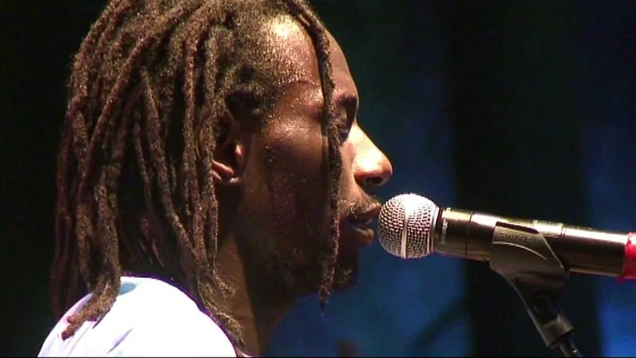 Carlou D - 5 - LIVE at Afrikafestival Hertme 2010