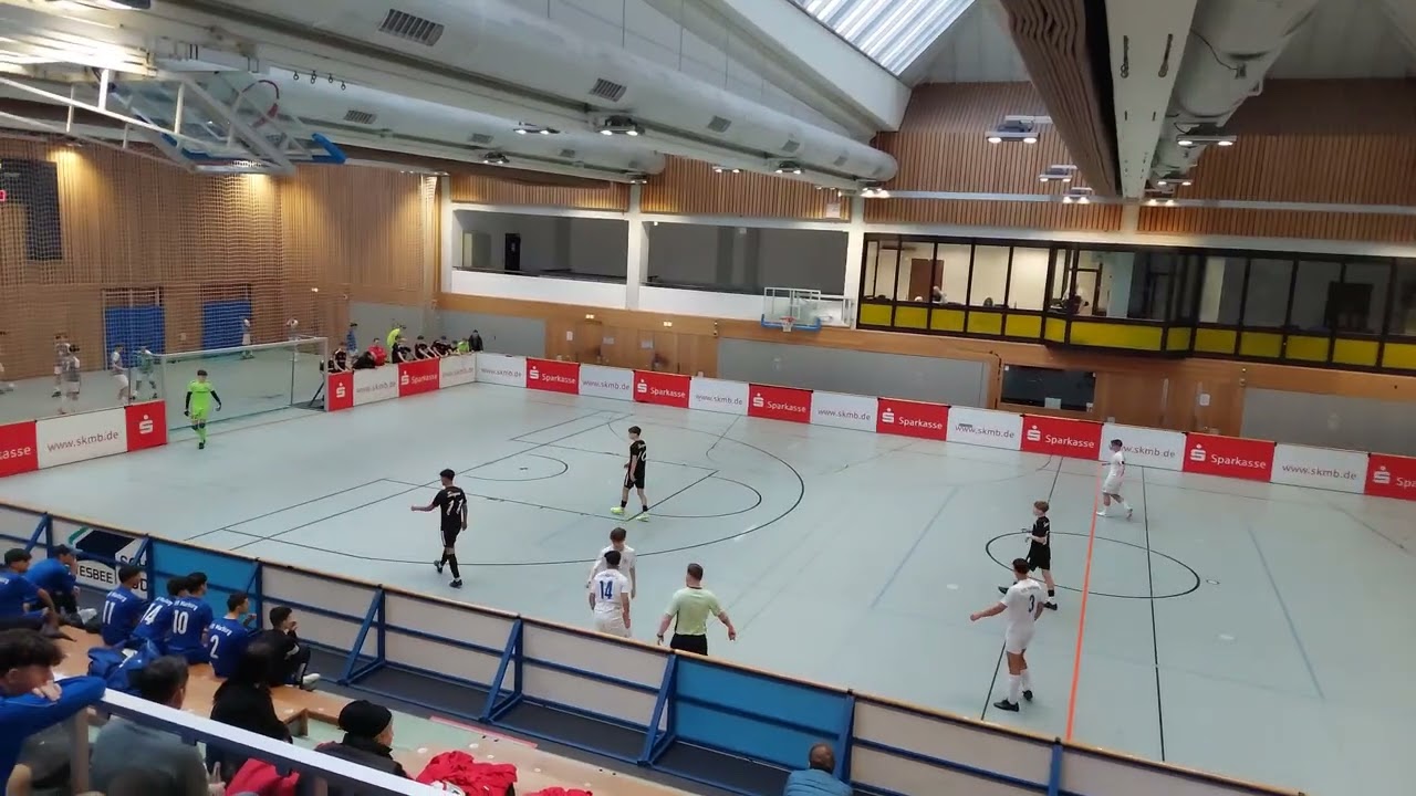 VfB Marburg 1 U17 - Sportfreunde Siegen U16, Endstand 4:2