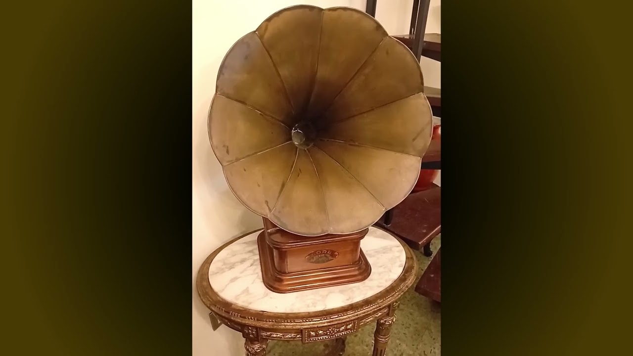 CORAZÓN... CALLATE UN POCO » Azucena Maizani (1930)