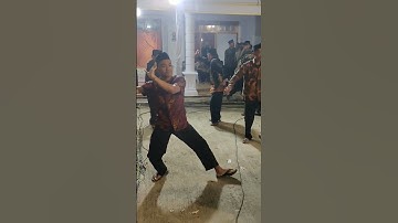 SRAMPAT Nyeni Cak Lemper Mawon Bersama Bapak Bapak Senior Di Hajatan #shorts #budayajawa #srampat