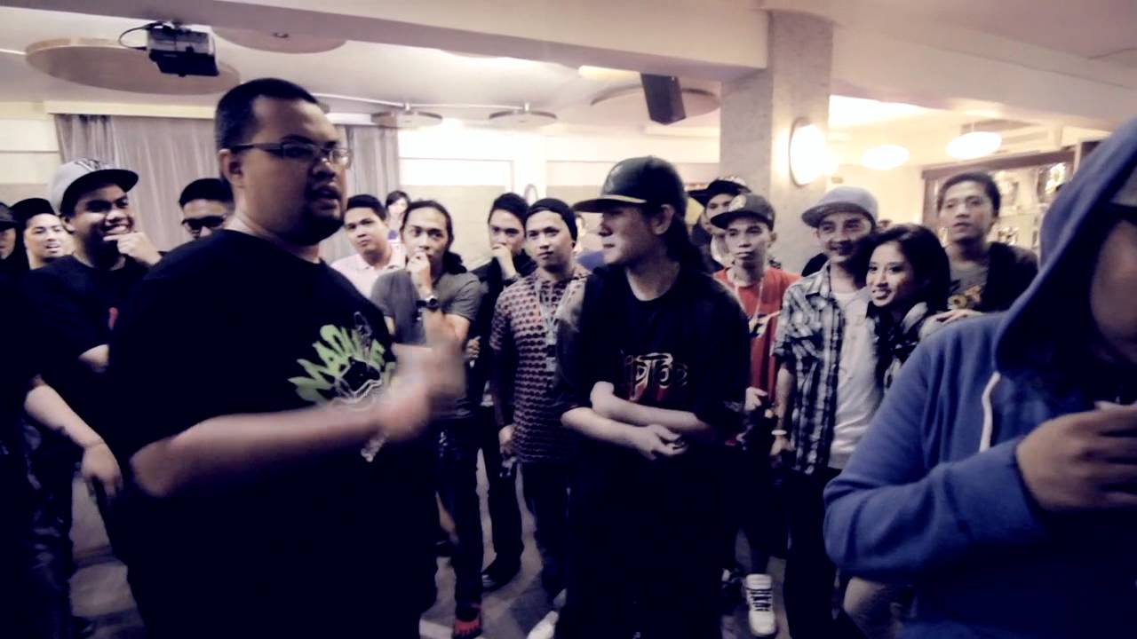 FlipTop - Kris Delano vs Zain Azrai