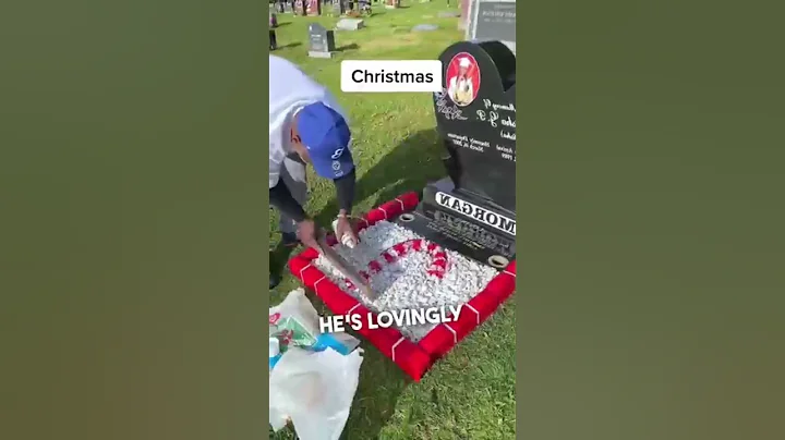 Dad Decorates His Daughter's Grave Every Christmas ❤️