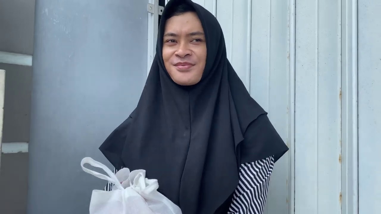 TOMBO TEKO LORO LUNGO..PAK RT LORO