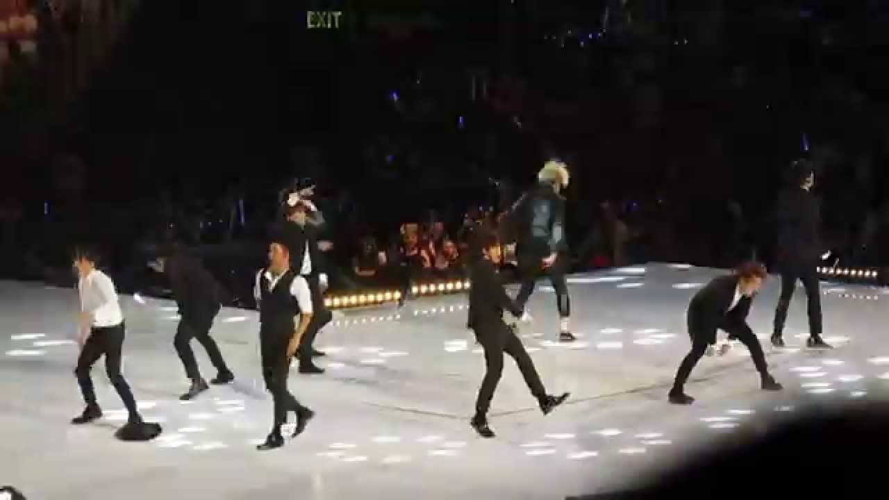 Super Junior - Shake It Up + Oppa, Oppa + Can You Feel It + Rockstar (KCON15LA | fancam)