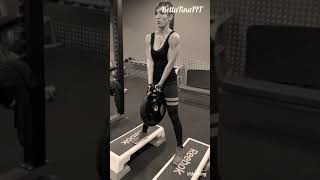 Pe Moment Avec Moi À La Salle