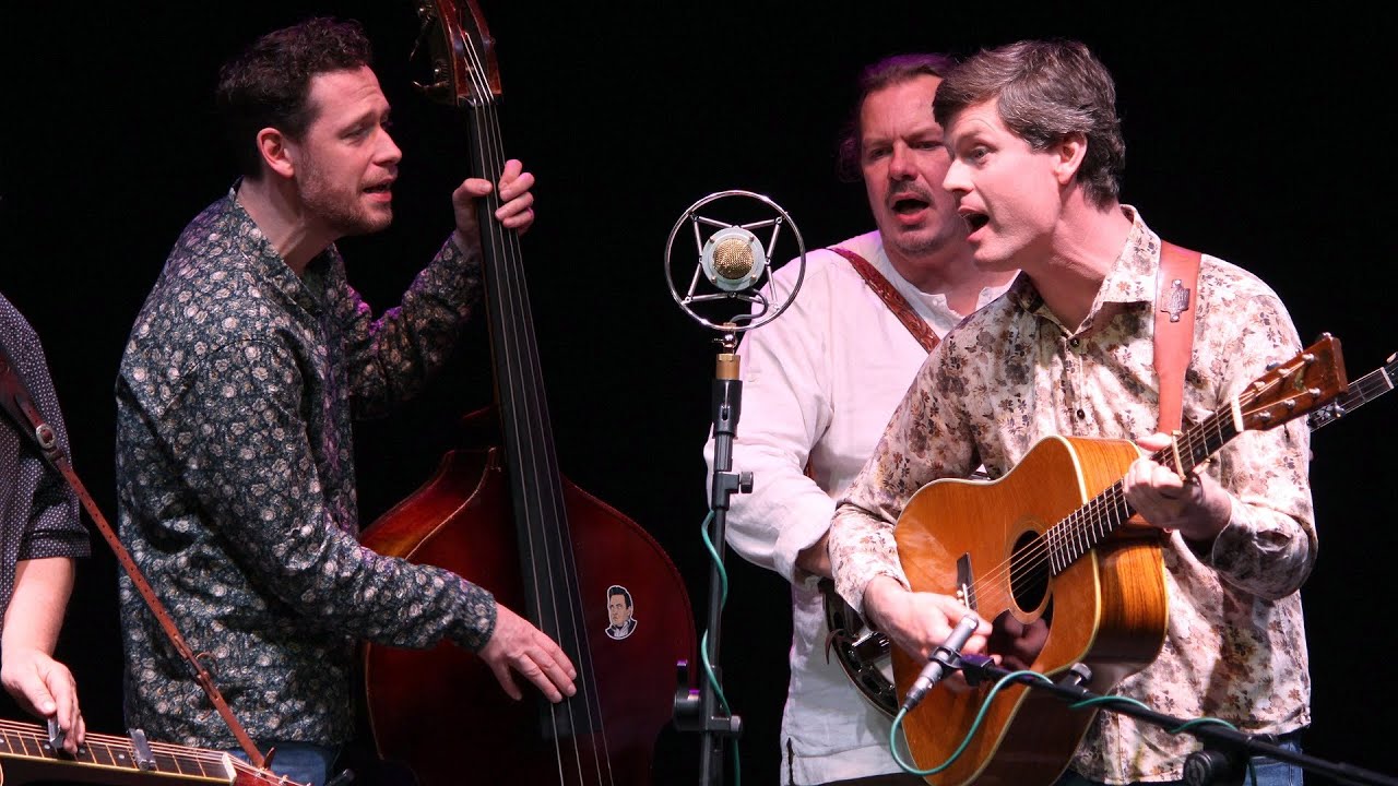 The Rustic Robots v Českém rozhlase Olomouc - YouTube