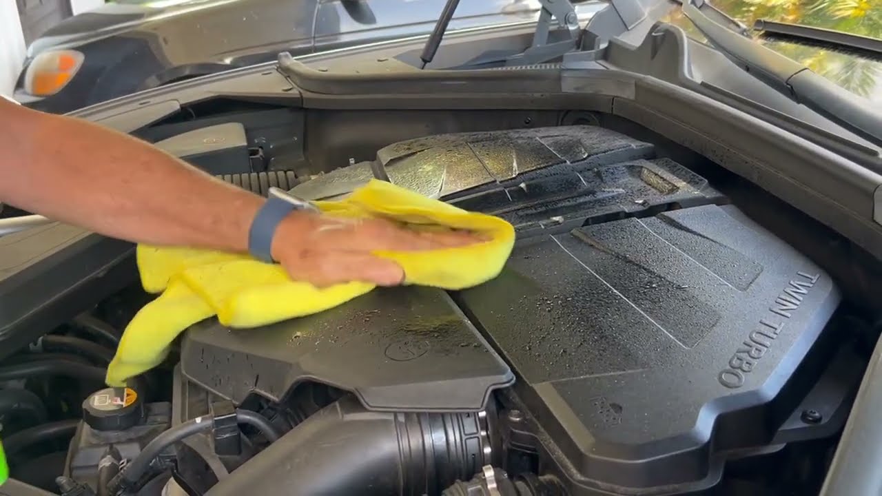 Замена воздушных фильтров двигателя Genesis GV 80