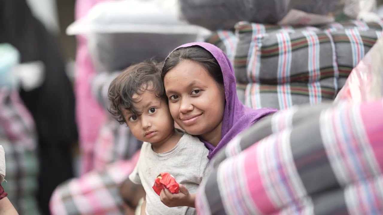 Human Appeal NFI Korail Slum Distribution | HUMAN APPEAL | AMAN