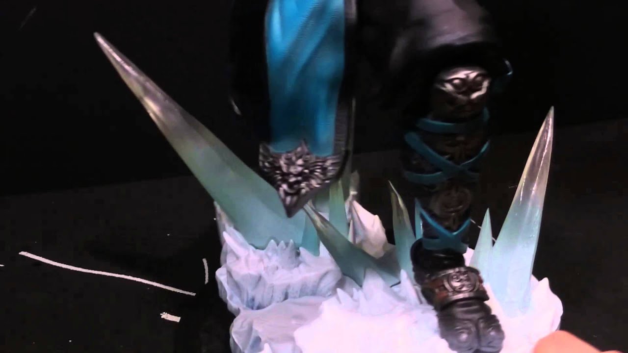 Review #12 - Pop Culture Shock Mortal Kombat 9 Sub Zero Exclusive Statue
