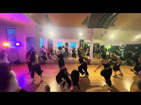 House Dance Class // Moving to the sun  - HUGEL