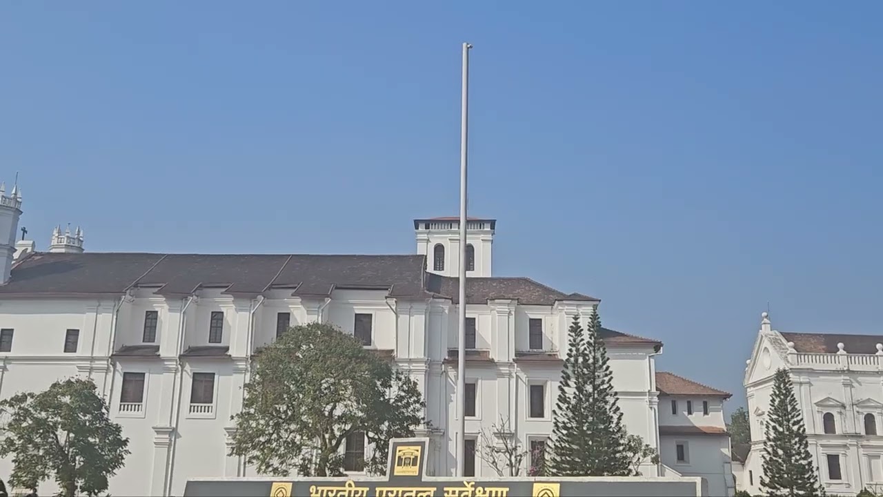 Goa | Shree Mangesh temple | Basilica of Bom Jesus | Baga Beach.