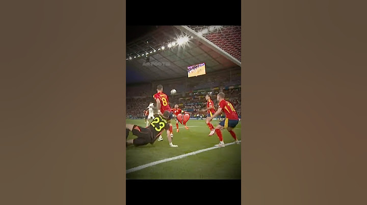 Dani Olmo with the crucial clearance🤯🔥 #football #daniolmo #spain #barcelona