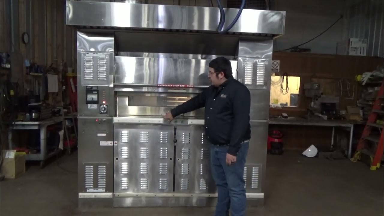 Baxter 18 Pan Revolving Tray Oven, Model OV850GM18, Running. YouTube