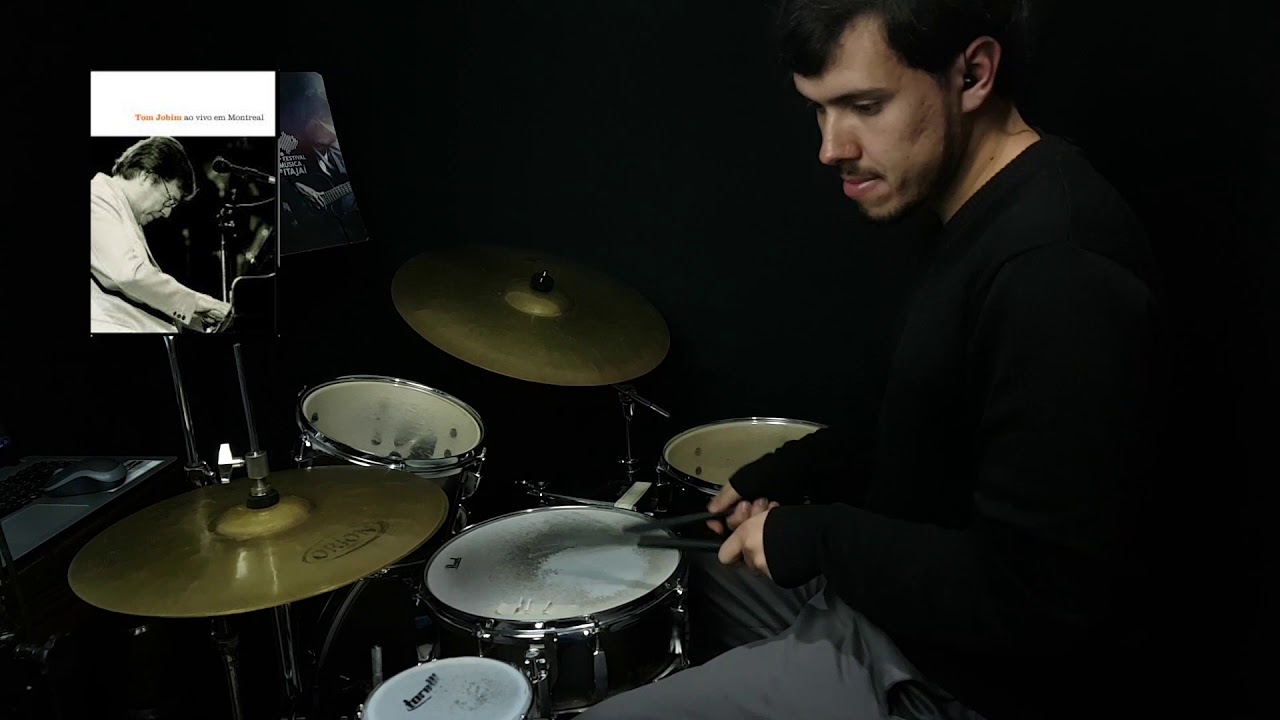 Two Kites Tom Jobim ao vivo em Montreal. YouTube