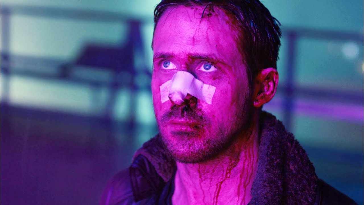 روبوت بنت بتخلف والعالم كله بيتقلب بعدها | ملخص فيلم blade runner