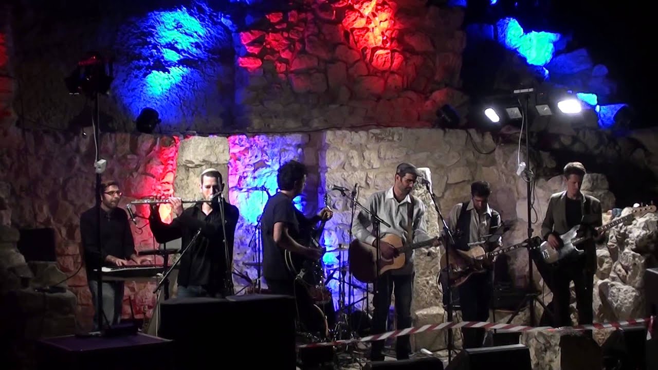 יש אין סוף- יוני גנוט מארח את אמיר דדון