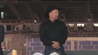 Tour of new arena with Garth Brooks