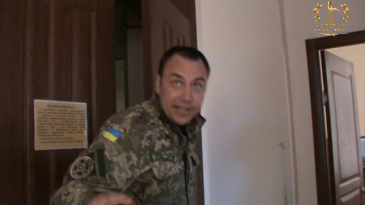 охранником донецк луганск