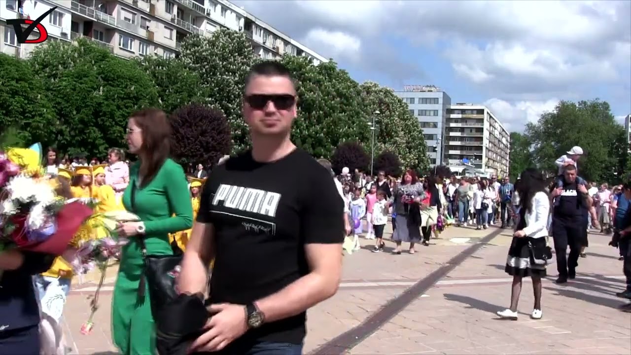 Празнично шествие на 24 май в Добрич