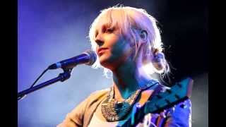 Video thumbnail of "Laura Marling - "Loving Face" (Live)"