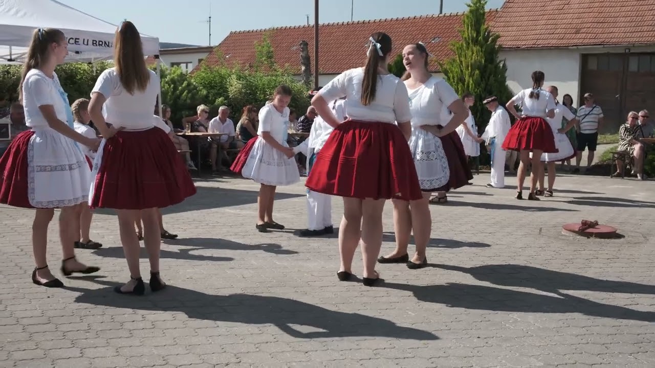 Sjezd rodáků obce Kobeřice u Brna - Moravská beseda