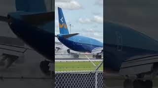 “Extreme Airport Emergency Landings Caught on Mobile Shaking Plane &amp; Full Rescue Response” #EpicHard
