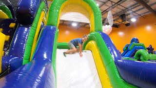 Pump It Up Xtreme Fun Run Obstacle Course Inflatable Attraction screenshot 5