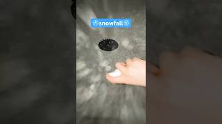 Snowfalls trend with sol de janeiro #soldejaneiro #perfume #snow #snowfall #bodymist #smile #flash