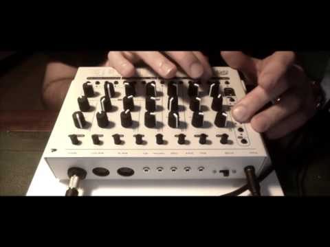 MFB Tanzmaus ( Techno Raw Session )