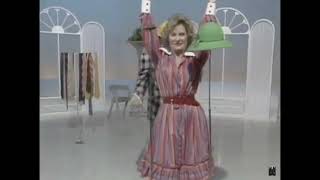 Benny Hill Show (E57: U.S. Version)