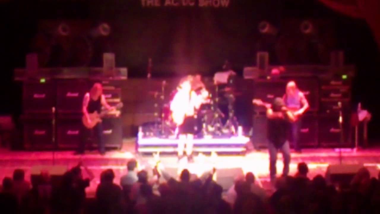 LIVE/WIRE The AC/DC Show - Shoot To Thrill - YouTube