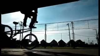 Bmx Flatland Flat Whip Decade!