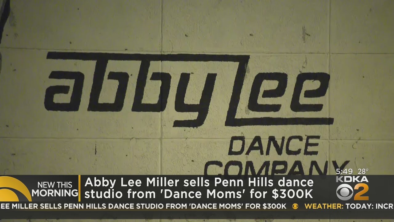 Abby Lee Miller auctioning off items from famed 'Dance Moms' studio in Penn  Hills - CBS Pittsburgh