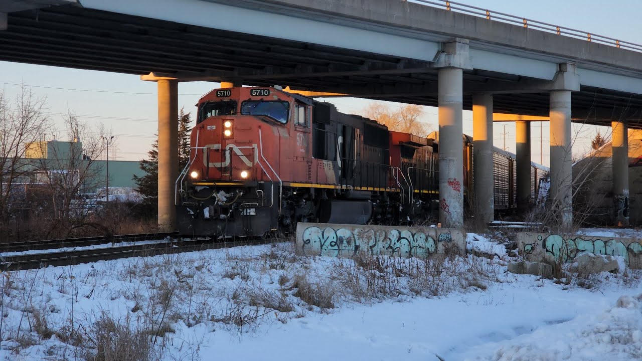 CN E271 At MP 49 Halton February 1 2023 YouTube