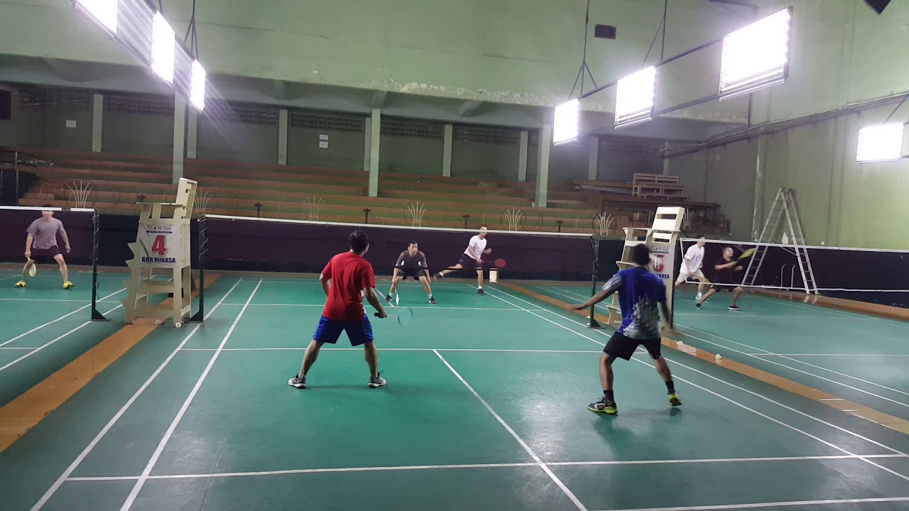 Badminton di Gor Mikasa Surabaya part 1 YouTube