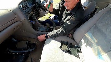 Holden VT Commodore removing the Centre console